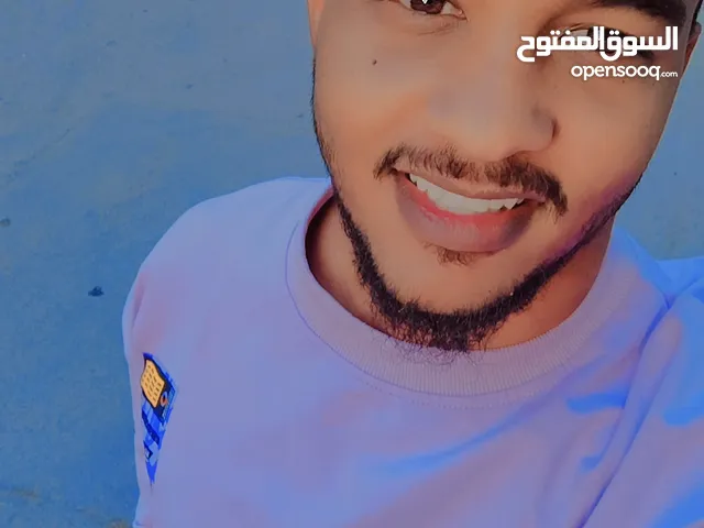 معتز خالد عباس محمد