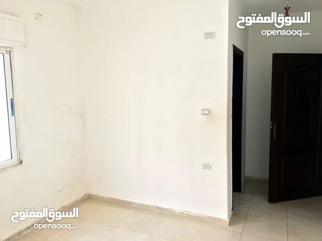 شقة للايجار في ابو نصير - بجانب دوار الثقافة