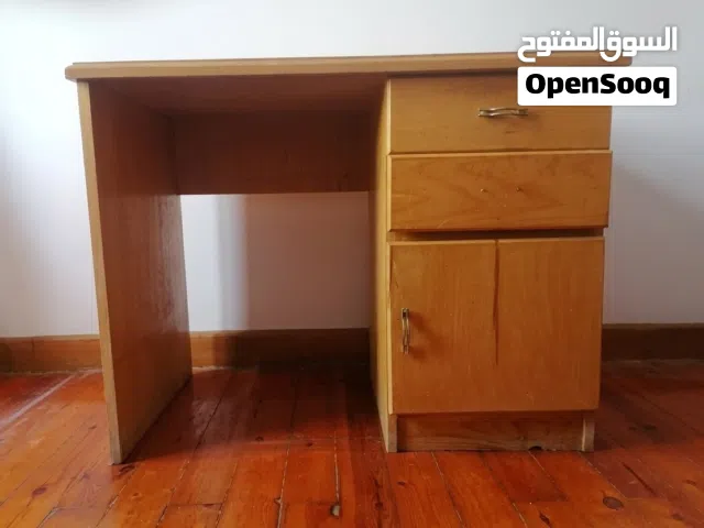 مكتب خشب بسطح زجاج 1متر ×60 سم