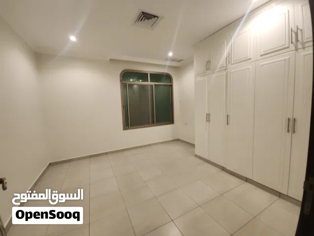 90 m2 3 Bedrooms Apartments for Rent in Farwaniya West Abdullah Al-Mubarak