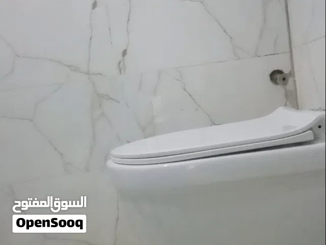أنا سباك ، هدفي هو أن أعطيك أفضل ما في مهنتي ، إن شاء الله