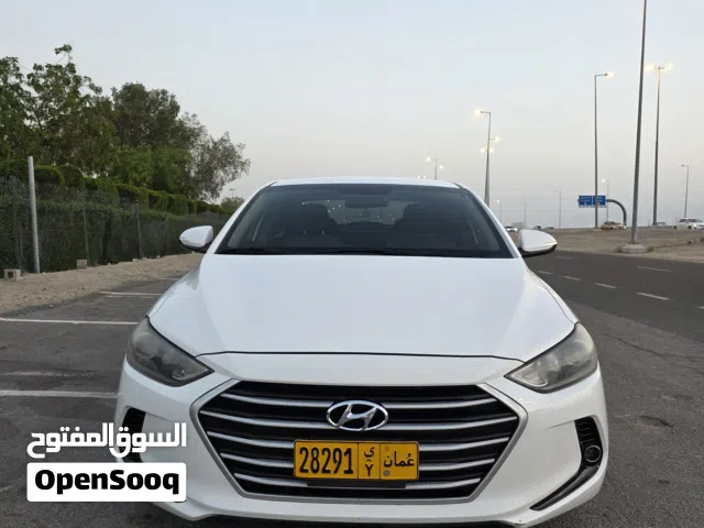 2017 هيونداي النترا GL