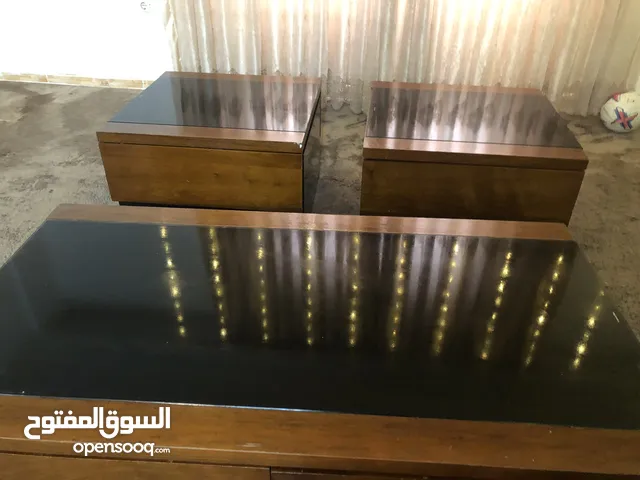 طاولات خشب عدد 3