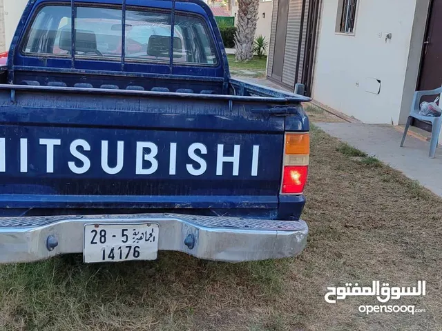 Mitsubishi L200 1997 in Tripoli