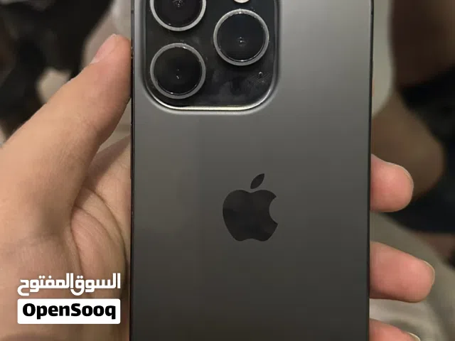 iPhone 15 pro 256gb بحالة جيده قابل للتفاوض