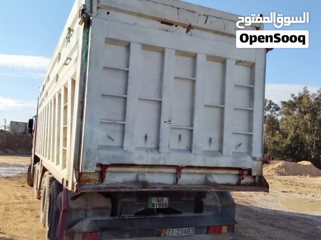 عربيه قلاب اربع محور