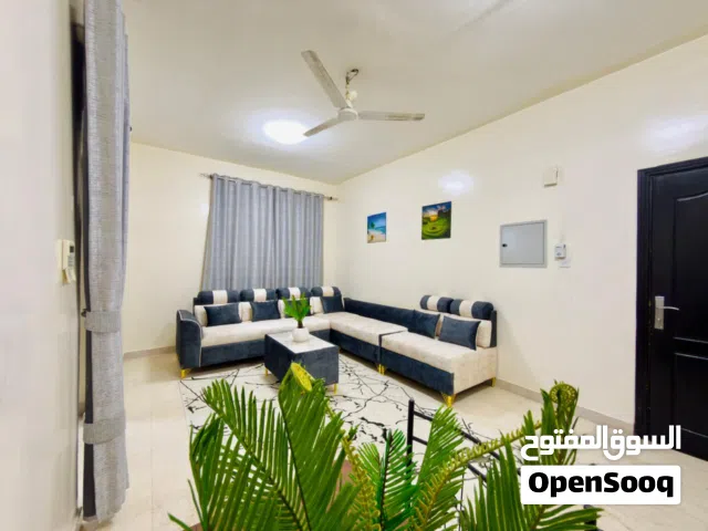 F3 / للايجار الشهري في عجمان - الروضة 3 -  غرفة وصالة - 2 حمام - وبالكونة - فرش جديد- شامل الفواتير