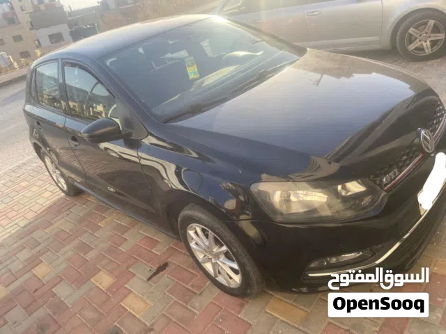2010 فولكسفاغن بولو Standard