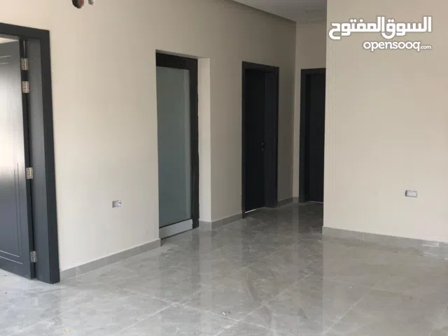 120 m2 3 Bedrooms Apartments for Rent in Muharraq Galaly