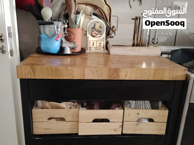 ركن قهوة إيكيا مستخدم بحالة جيدة