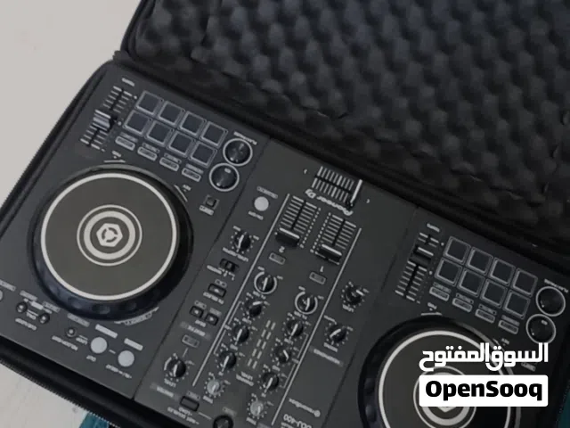 PIONEER DJ CONTROLER ALMOST NEW WITH BAG FOR SALE BY ONLY 60 BD
