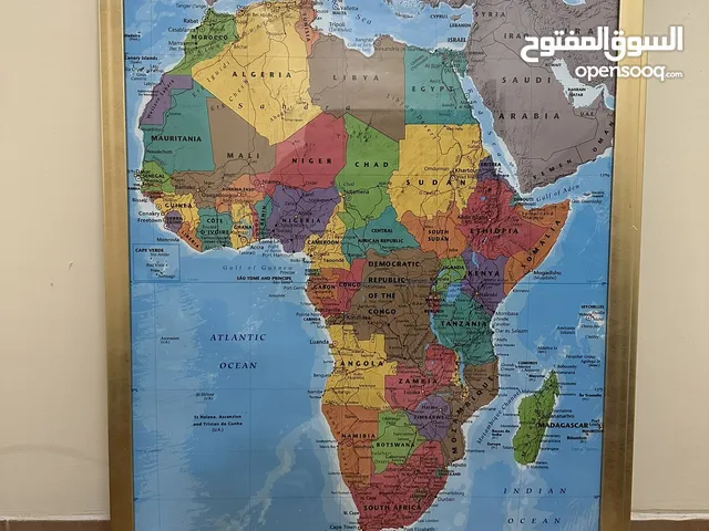 لوحات خرائط العالم