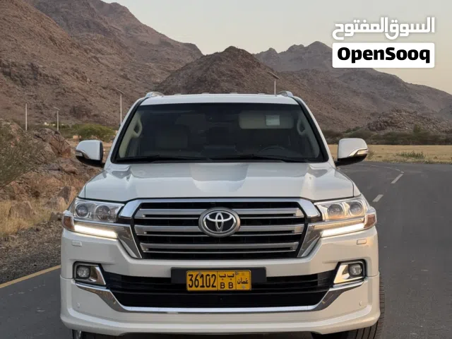 2019 تويوتا لاند كروزر GXR