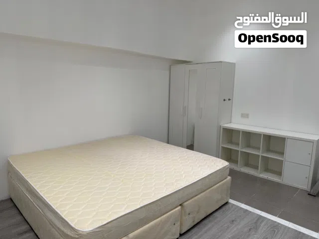 Fully furnish studio flat