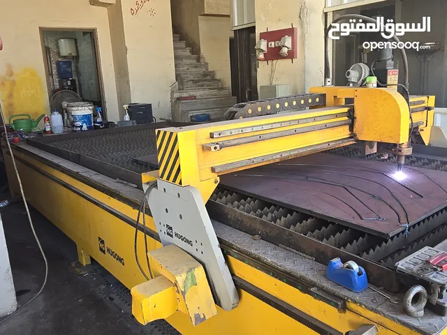 ماكينة CNC Plasma صناعية لقطع الحديد – مواصفات عالية ودقة إحترافيه
