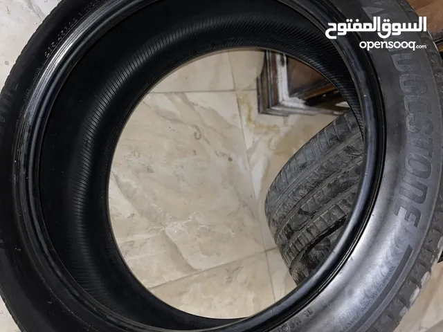 بحيالة جيدة جداً