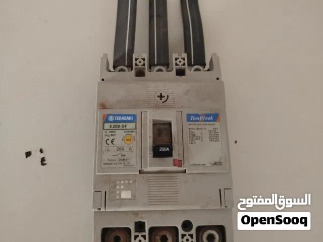 قاطع كهربائي بقوه 800v