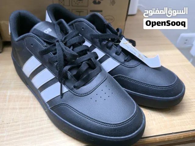 حذاء اديداس أصلي
