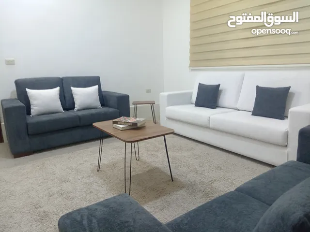 طقم كنب امريكي فاخرااا تفصيل استعمال شهر عرسان للبيع بسعر مغري
