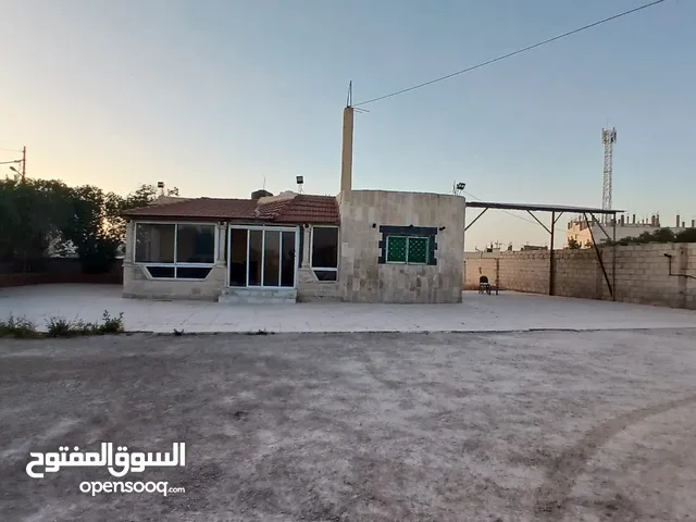170 m2 4 Bedrooms Villa for Sale in Zarqa Al Sukhneh