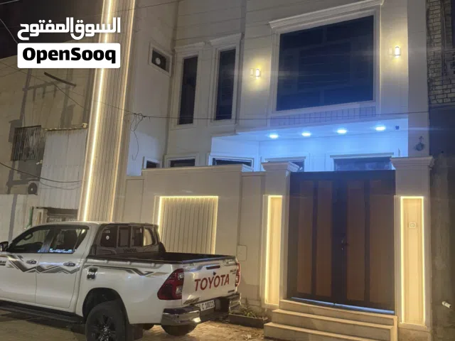 90 m2 3 Bedrooms Townhouse for Sale in Basra Khaleej
