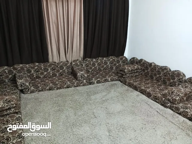 جلسه عربيه مع السجاده والبردايه
