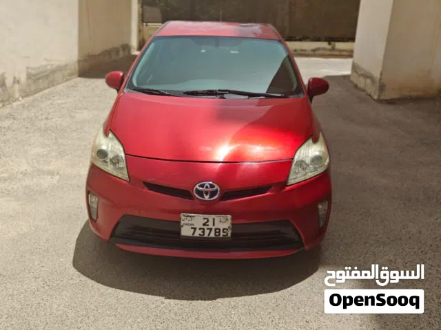 2014 تويوتا بريوس XLE