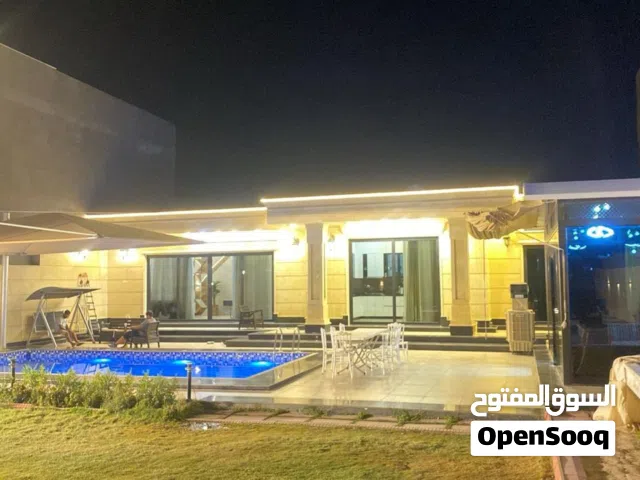 مزرعه قرب المطار حي المكاسب شارع الفلل