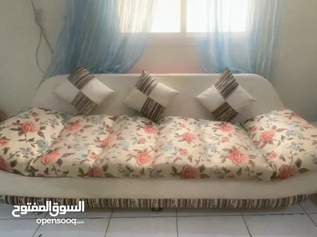 كنب مكون من 3 قطع باي سعر لسرعه البيع