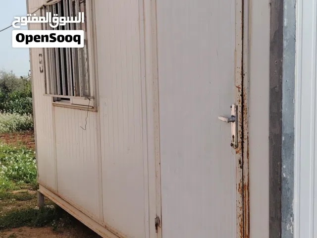 كرفان 3*4 للبيع فاضي أو برفوف وثلاجة