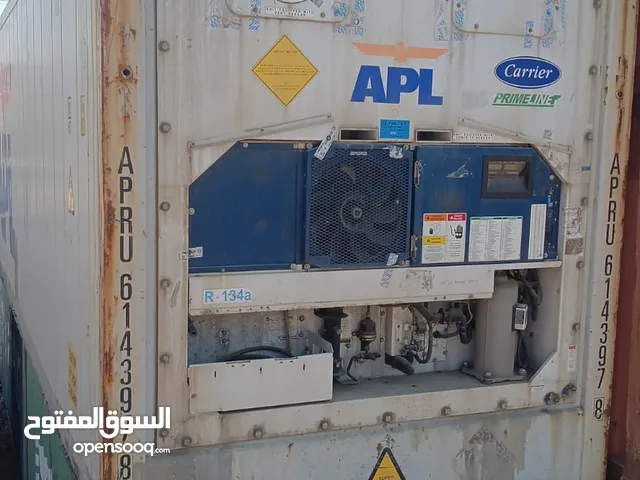 حاويات مبرده فارغه مستعمله ( كونتينر ) للبيع  في عمان  40 قدم