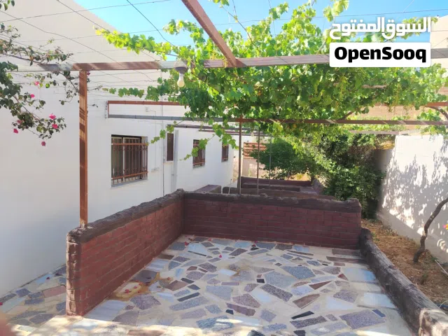179 m2 3 Bedrooms Townhouse for Sale in Tafila Other
