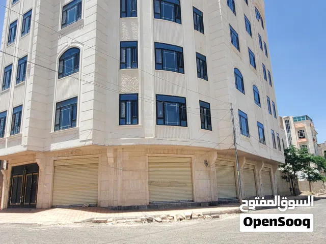 عماره في بيت بوس حي الوزير  جمب الخمسين شقق وتجاري واحلى موقع وعرطه وعمل خاص