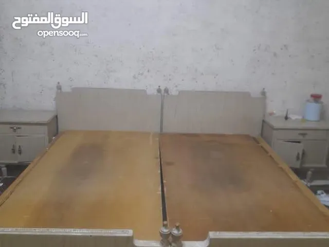 اثاث مستعمل بحالة جيدة جدا للبيع مغري قابل للتفاوض