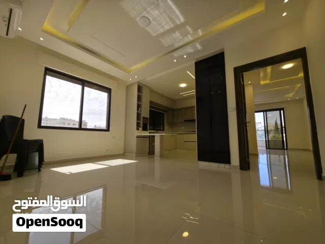شقة فارغة للايجار سوبر ديلوكس جديدة لم تسكن في منطقة طريق المطار