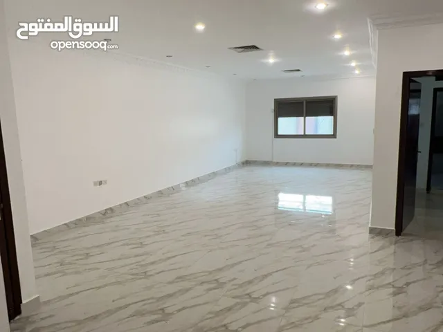500 m2 3 Bedrooms Apartments for Rent in Hawally Zahra