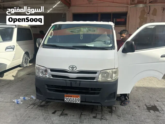 2013 Toyota Hiace GL