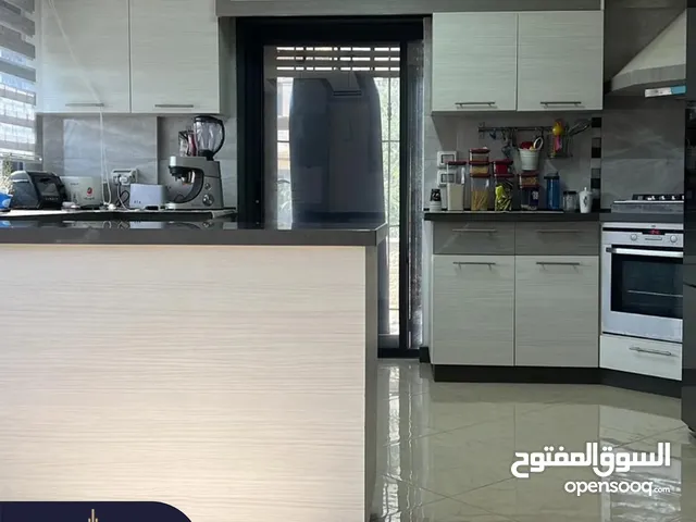 140 m2 2 Bedrooms Apartments for Rent in Ramallah and Al-Bireh Al Baloue
