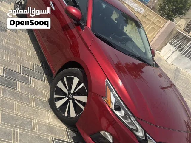 2022 نيسان التيما SV