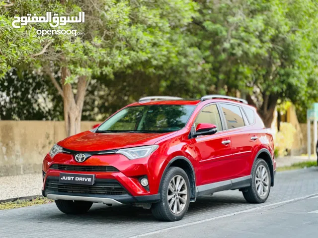 TOYOTA RAV4 2017 FULL OPTION WITH SUNROOF AND PERFRECT CONDITION CAR