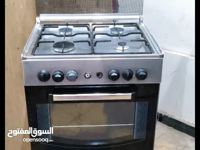 فرن 4عيون شغال فل مضمون نظيف جدا