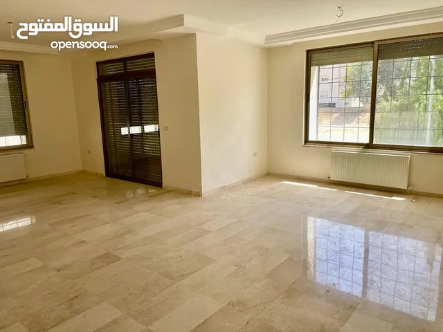 272 m2 4 Bedrooms Apartments for Sale in Amman Wadi Saqra