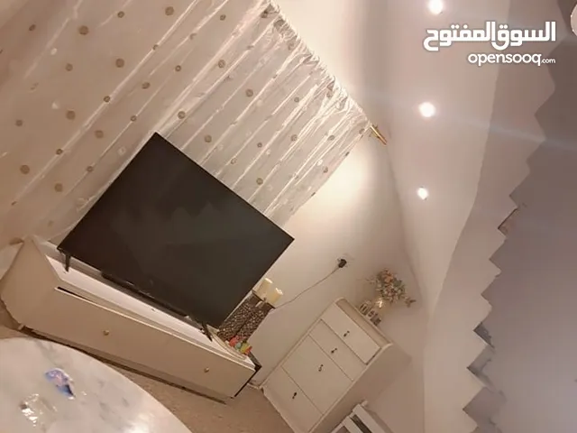 110 m2 1 Bedroom Villa for Sale in Basra Tannumah