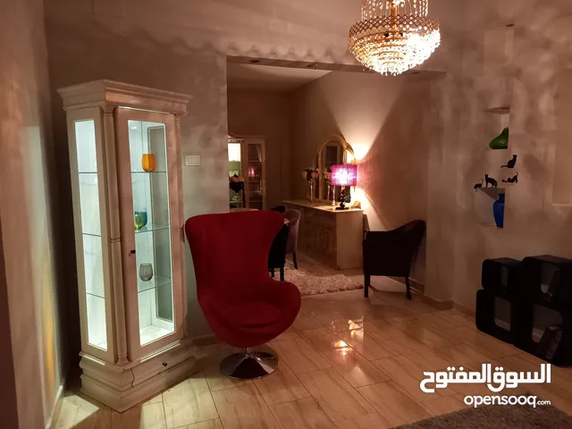 200 m2 4 Bedrooms Apartments for Rent in Tripoli Bin Ashour