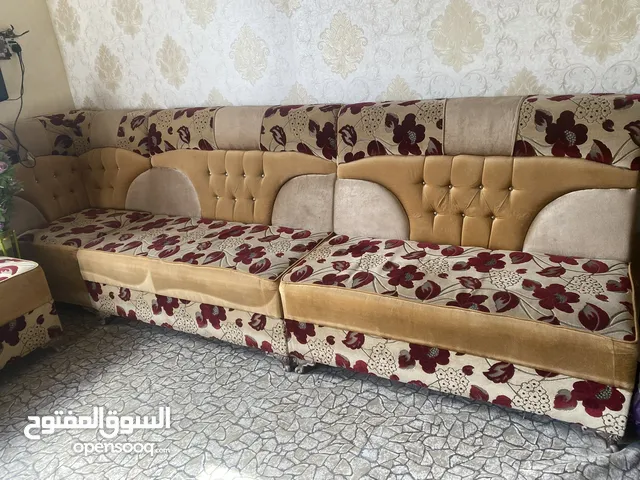 ديوان للأستقبال استعمال قليل السعر 250 الف