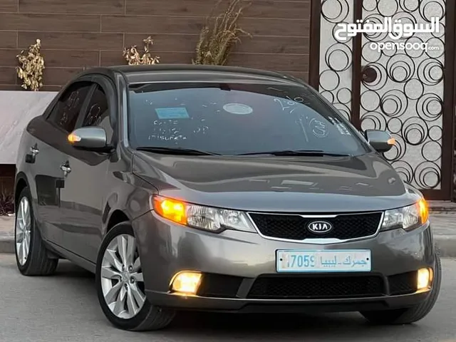 Used Kia Cerato in Tripoli