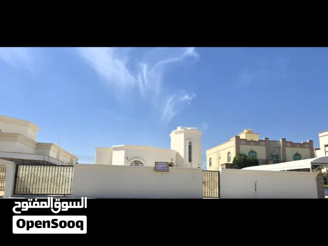 270 m2 4 Bedrooms Townhouse for Rent in Muscat Al Maabilah