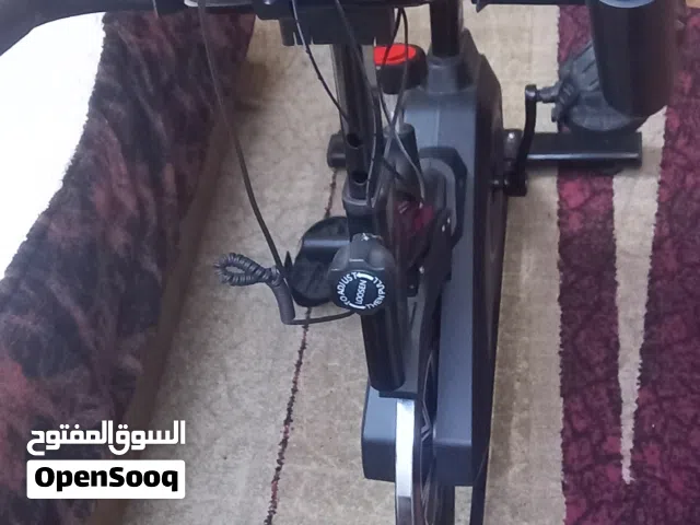 جهاز رياضة للببع. استعمال بسيط جدا. الجهاز بحالة الجديد