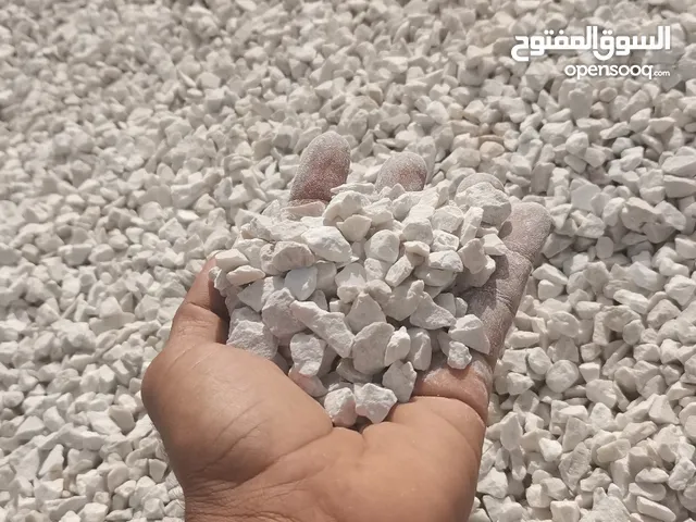تربة للزراعة خليها من احجار