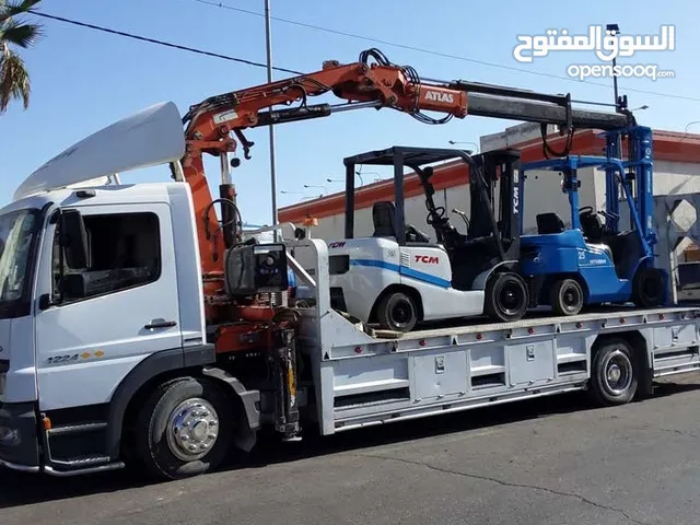 تأجير الرافعات الشوكيه وتنزيل جميع انواع البضائع وتأجير يومي وشهري